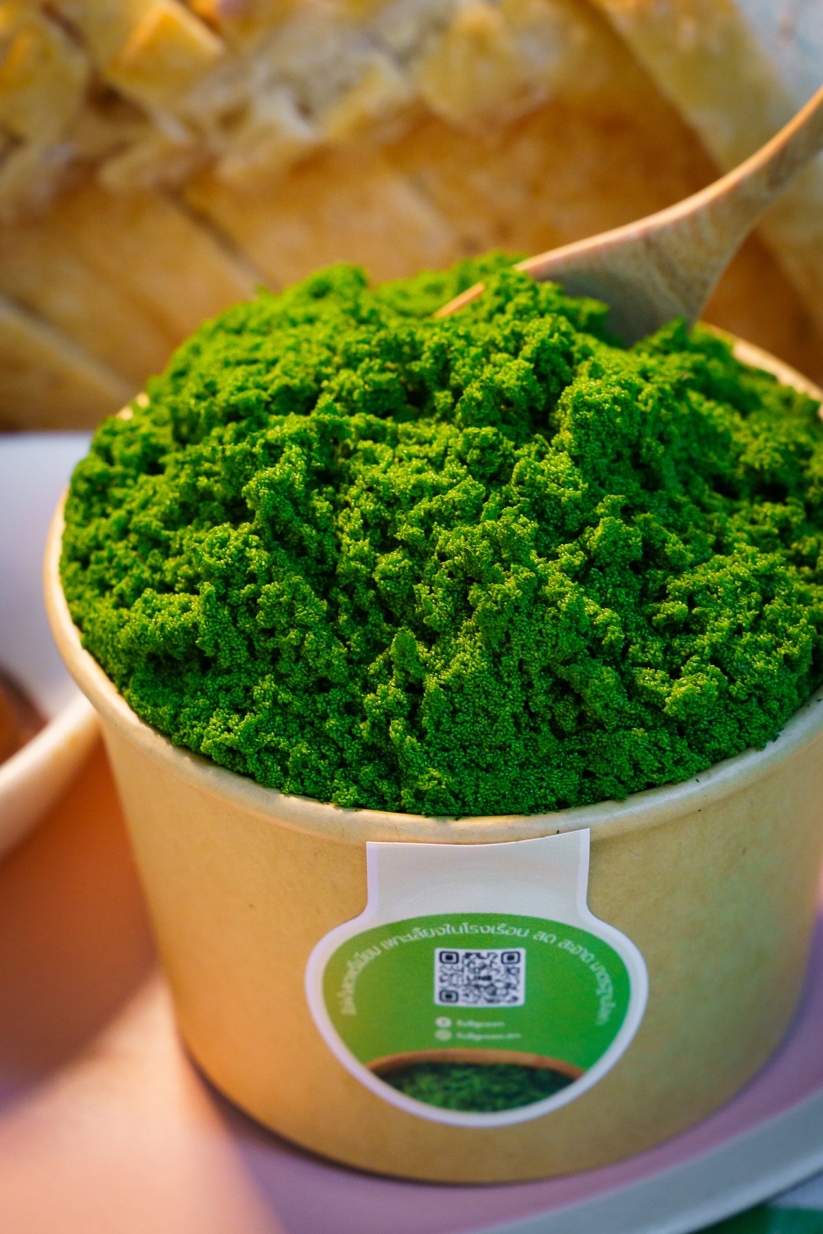 Thai River Caviar wolffia farm